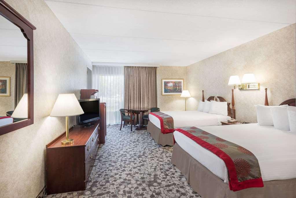 فندق Ramada Plaza By Wyndham بورتلاند، أوريغون المظهر الخارجي الصورة