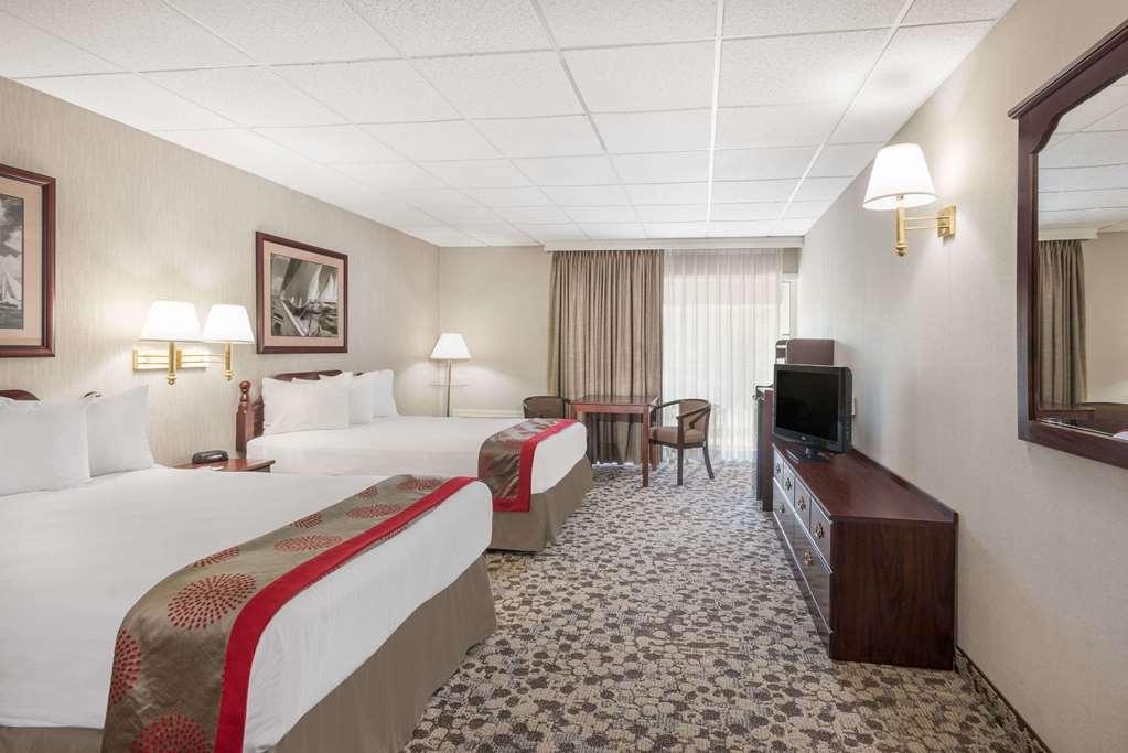 فندق Ramada Plaza By Wyndham بورتلاند، أوريغون المظهر الخارجي الصورة