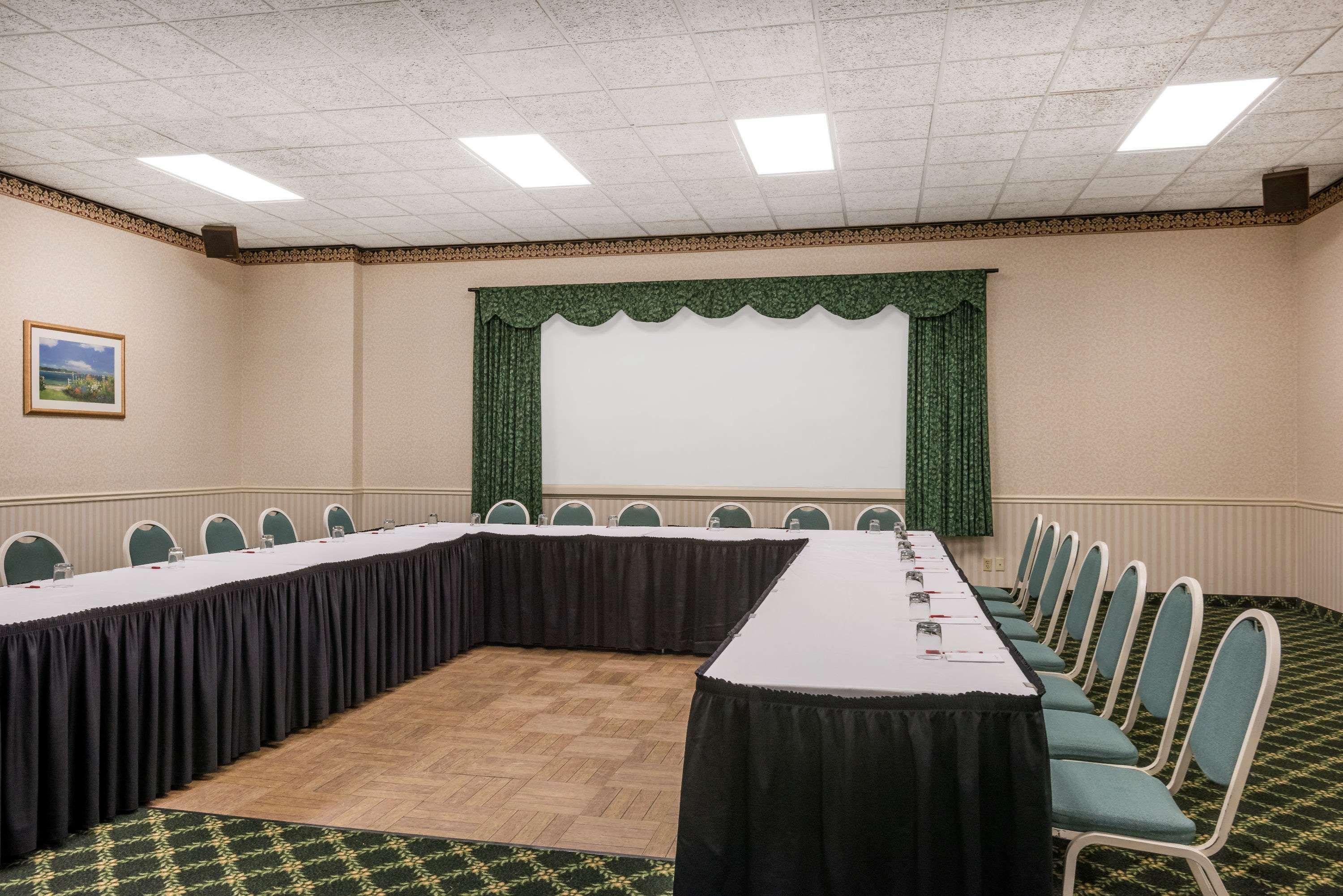 فندق Ramada Plaza By Wyndham بورتلاند، أوريغون المظهر الخارجي الصورة