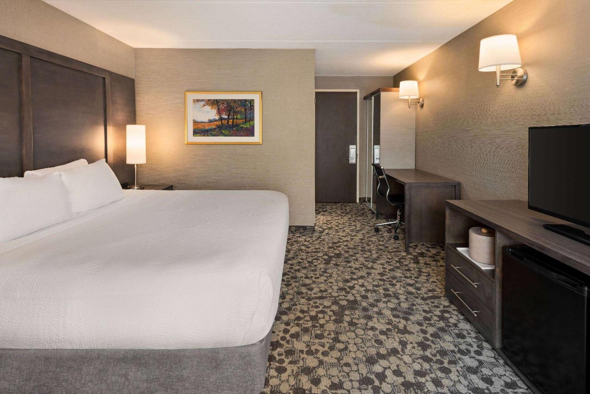 فندق Ramada Plaza By Wyndham بورتلاند، أوريغون المظهر الخارجي الصورة