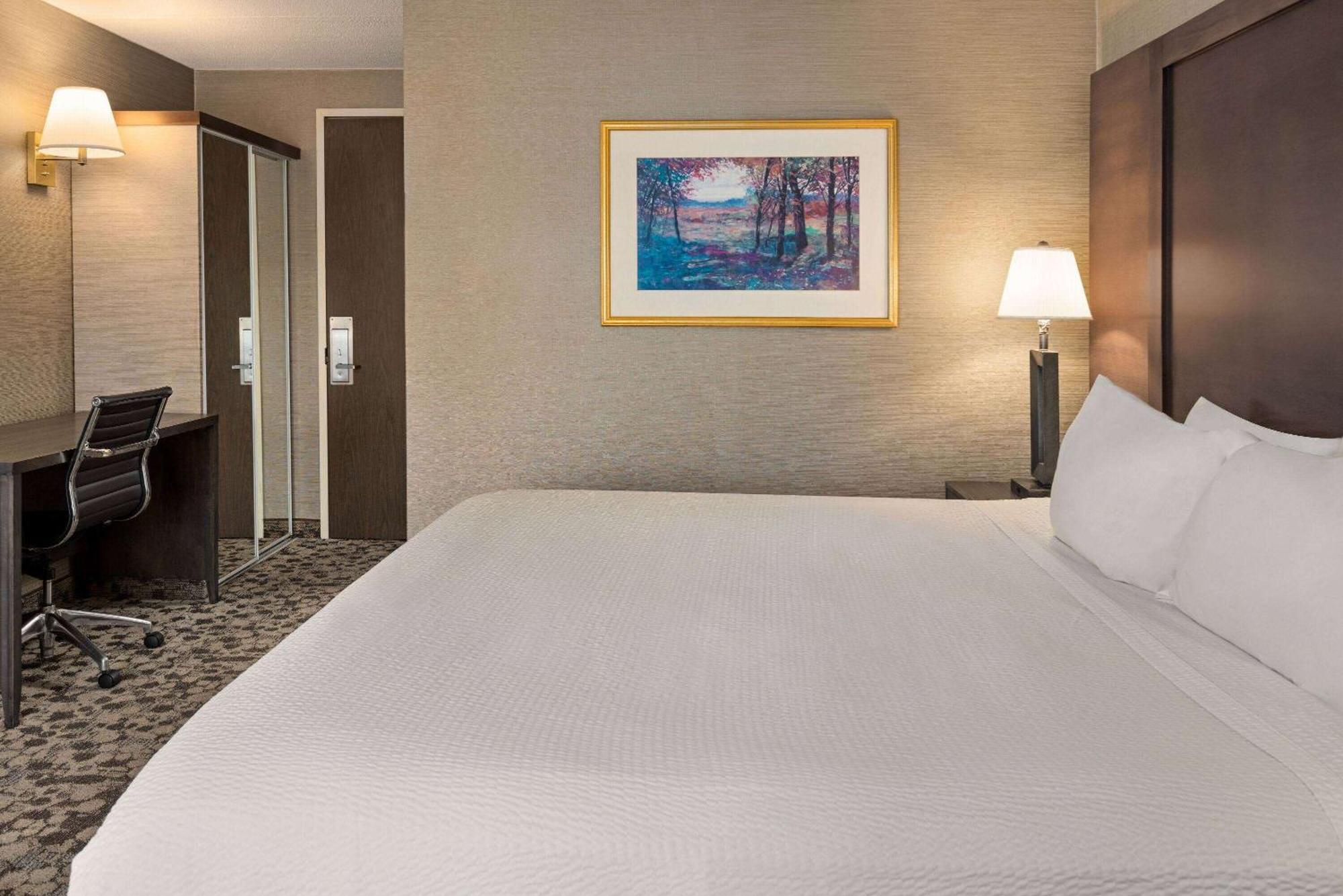 فندق Ramada Plaza By Wyndham بورتلاند، أوريغون المظهر الخارجي الصورة
