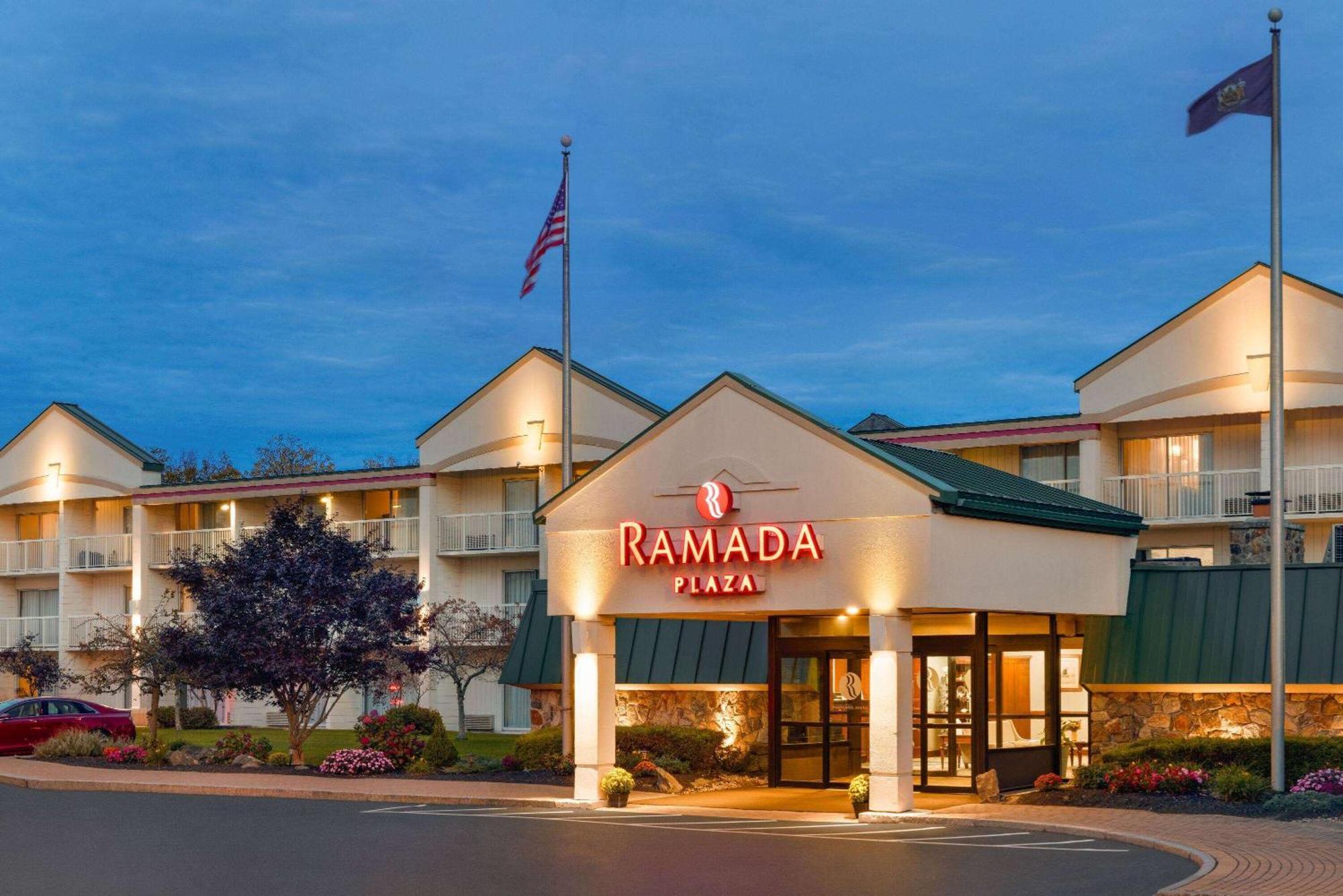 فندق Ramada Plaza By Wyndham بورتلاند، أوريغون المظهر الخارجي الصورة